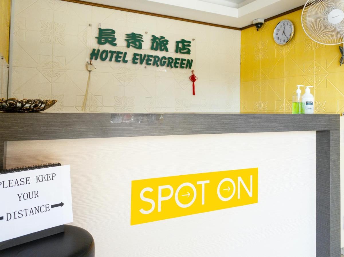 Spot On 89582 Evergreen Hotel Keningau Екстер'єр фото