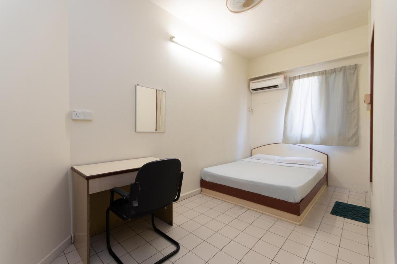 Spot On 89582 Evergreen Hotel Keningau Екстер'єр фото