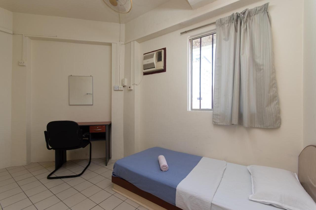 Spot On 89582 Evergreen Hotel Keningau Екстер'єр фото